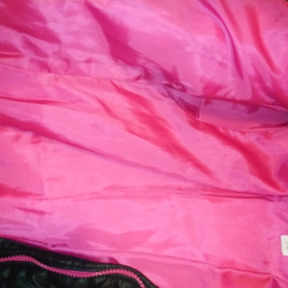 Girls Coats 🧥 - Picture 3 of 8